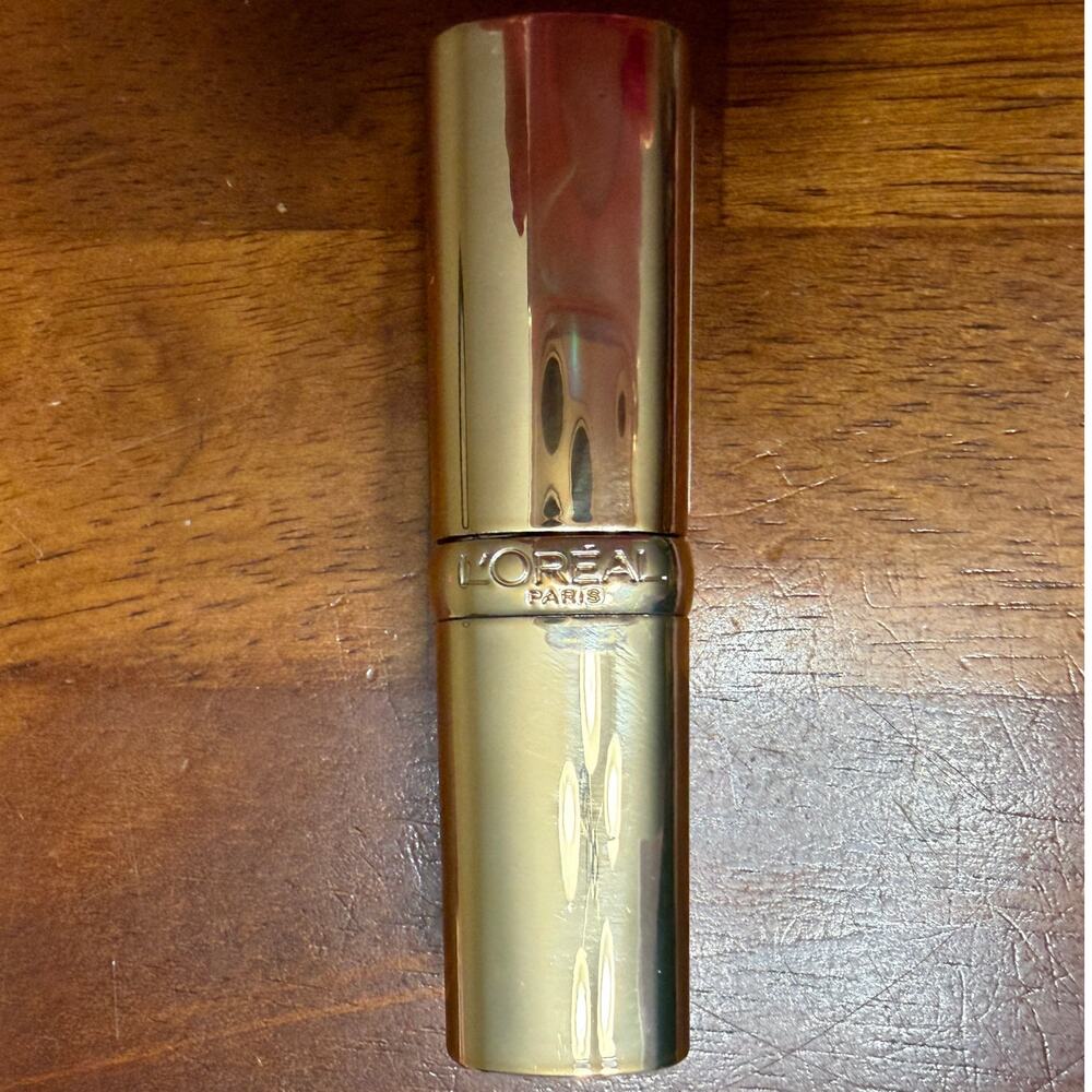 L'Oreal Paris Colour Riche Satin Lipstick 135 Ballerina Shoes‎ Tik Tok Viral - Picture 6 of 8